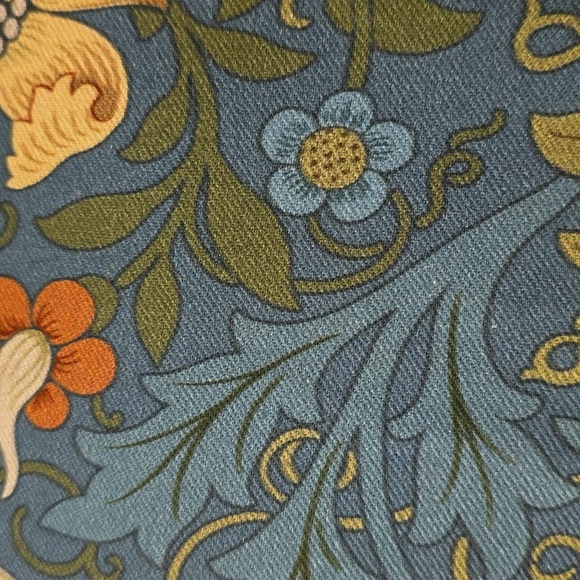 Williams Sonoma MORRIS & CO. Compton Tablecloth,Size 70×108 In, Retail $150.00US - Picture 9 of 15